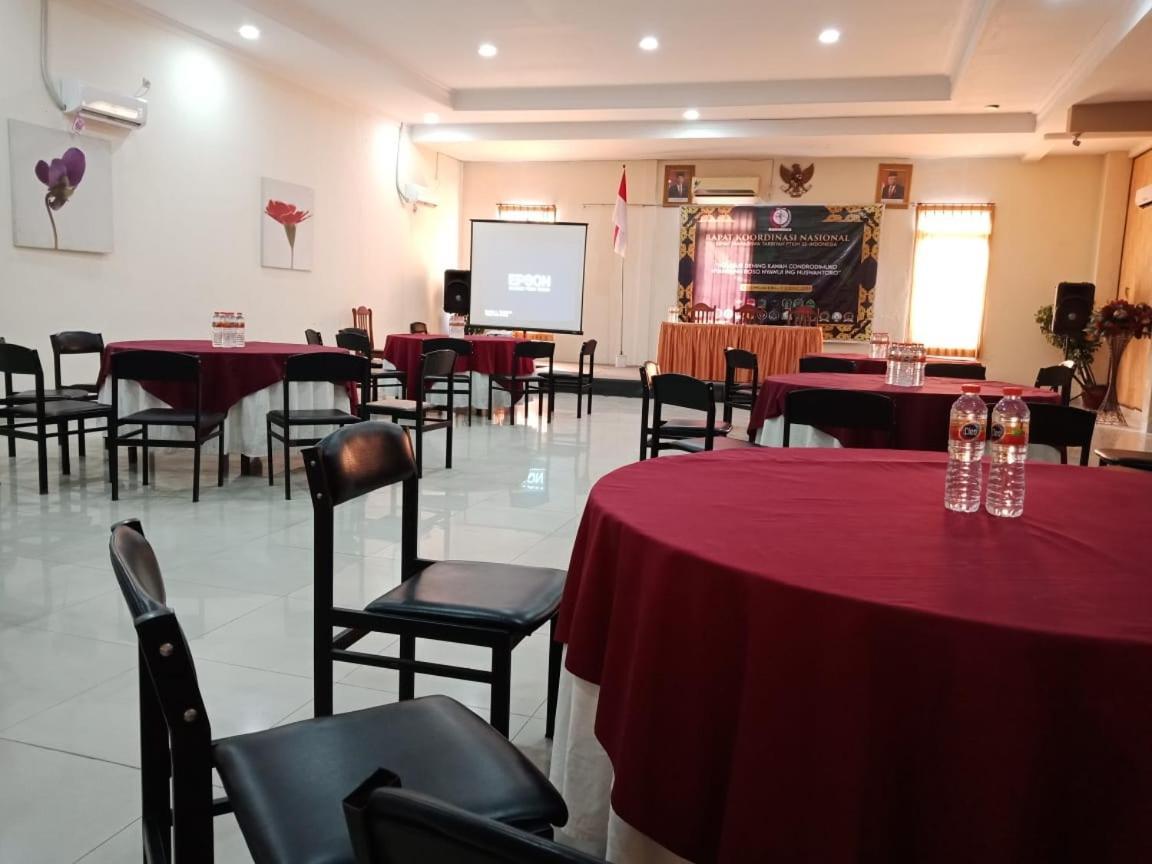 Votel Hotel تولونغاغونغْ المظهر الخارجي الصورة
