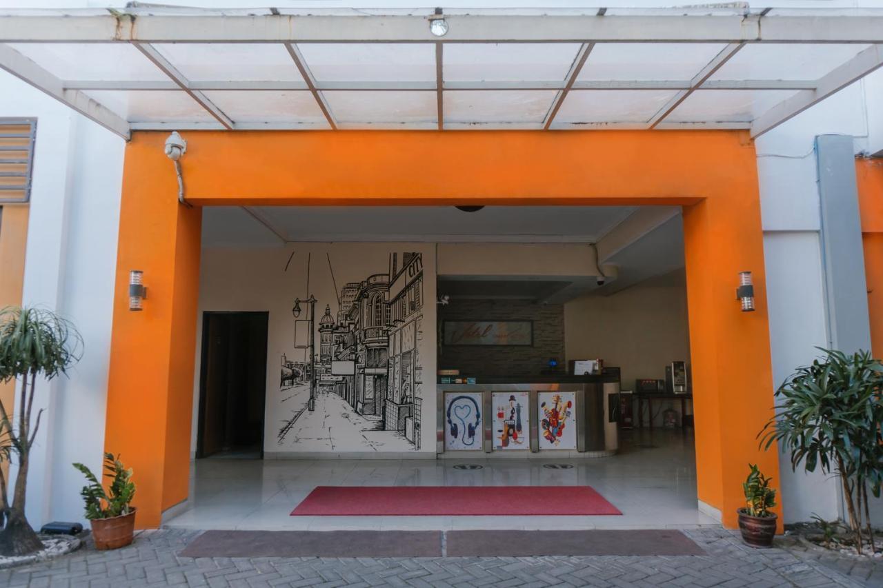 Votel Hotel تولونغاغونغْ المظهر الخارجي الصورة