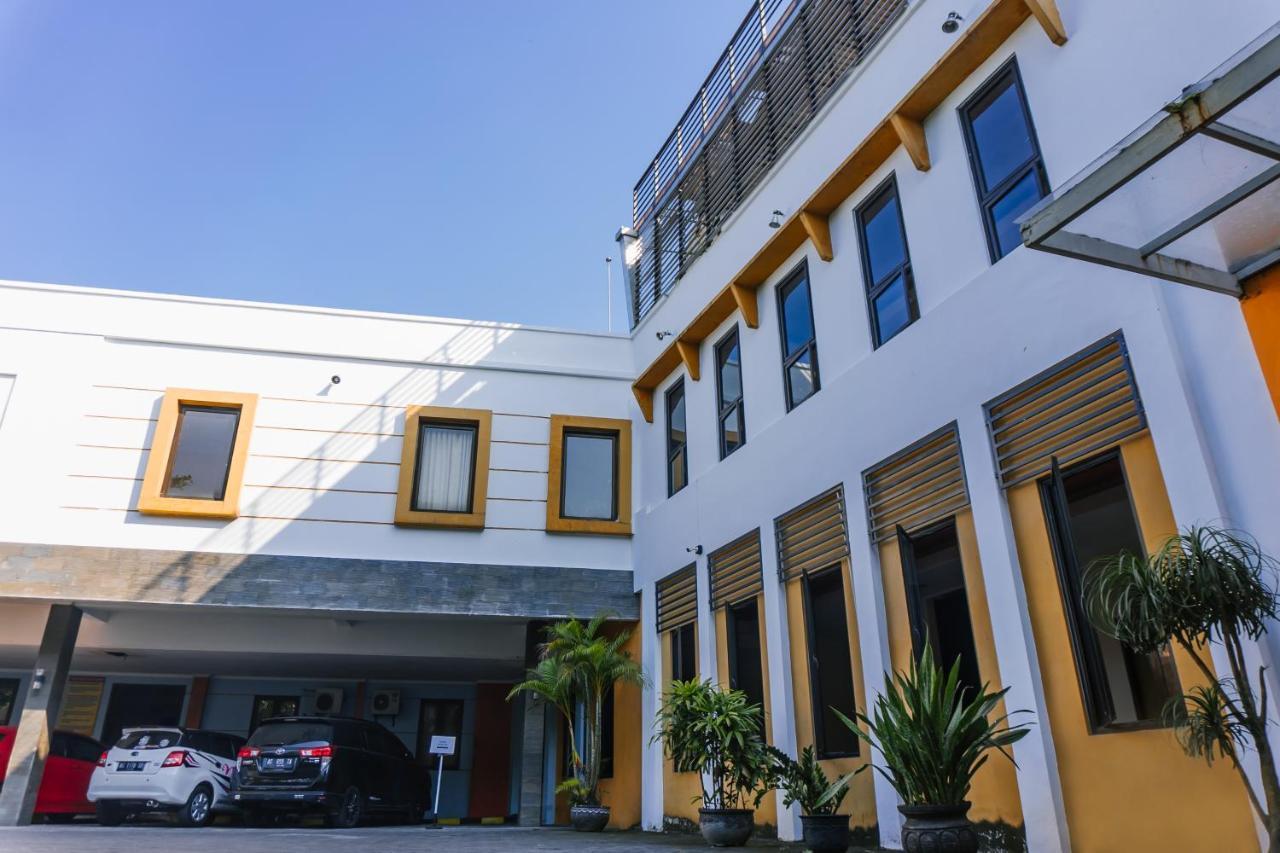 Votel Hotel تولونغاغونغْ المظهر الخارجي الصورة