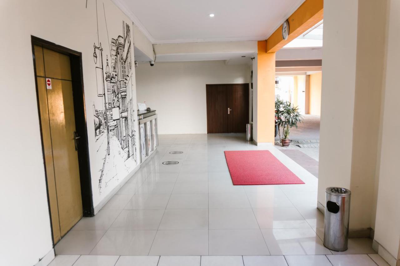 Votel Hotel تولونغاغونغْ المظهر الخارجي الصورة