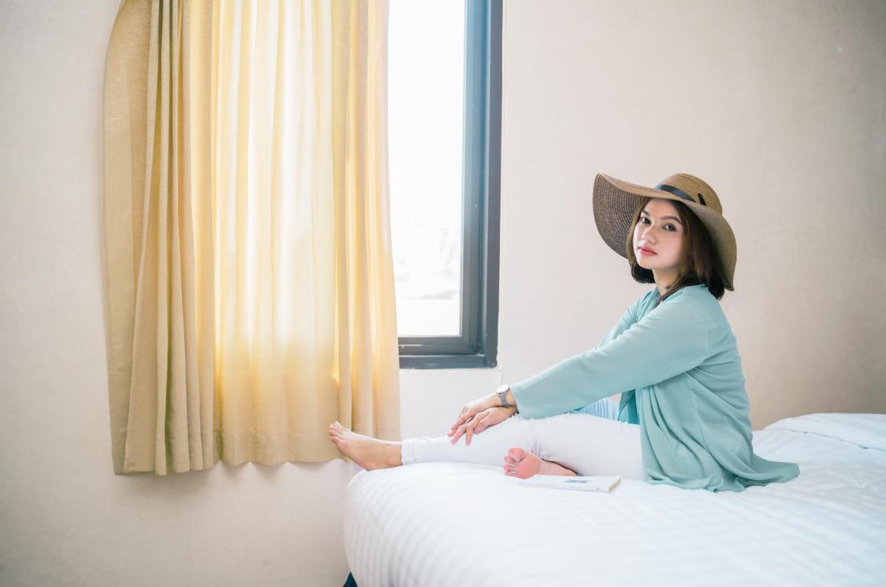 Votel Hotel تولونغاغونغْ المظهر الخارجي الصورة