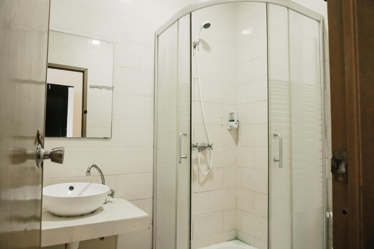 Votel Hotel تولونغاغونغْ المظهر الخارجي الصورة